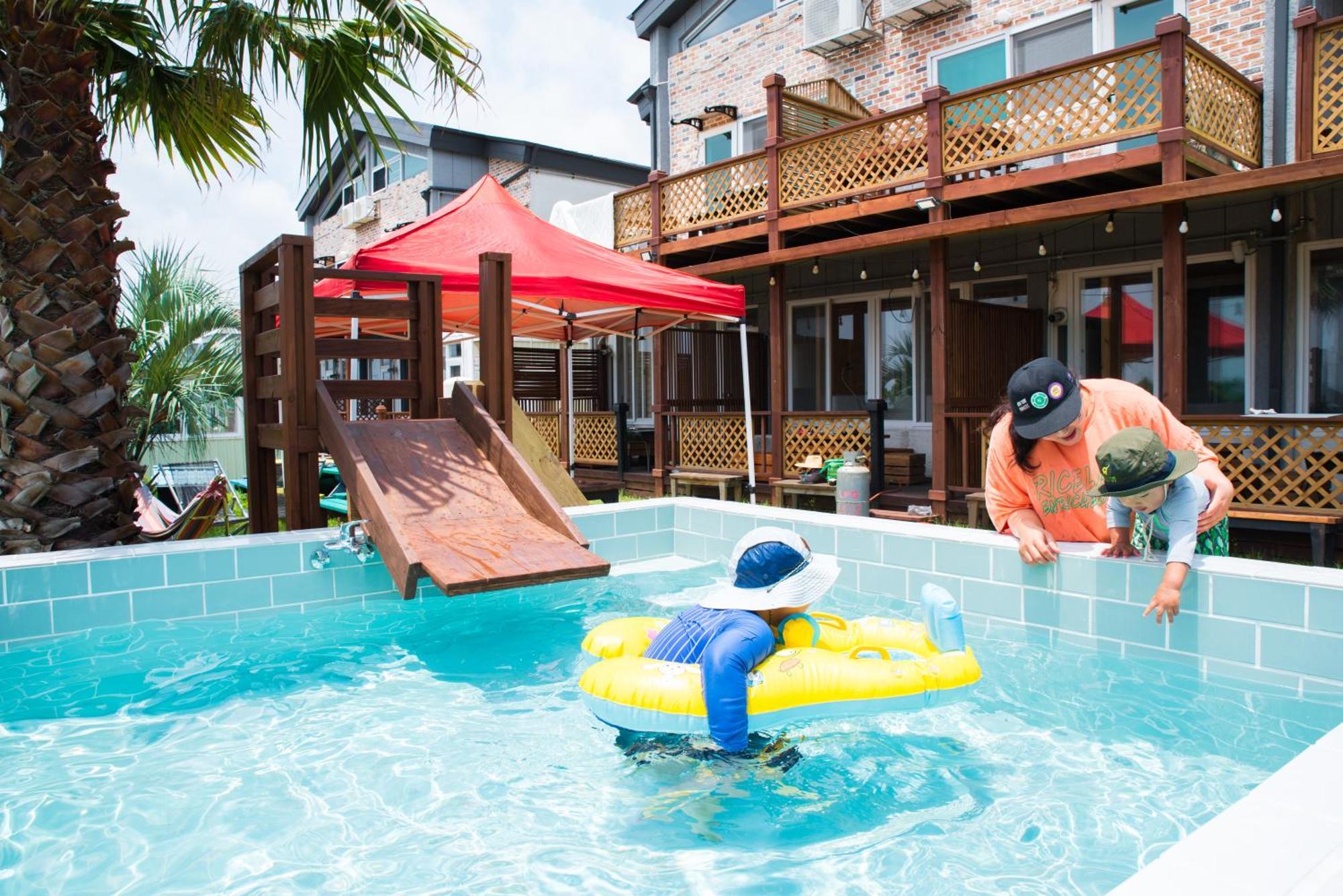 Jeju Sunflower Pension Seogwipo Esterno foto